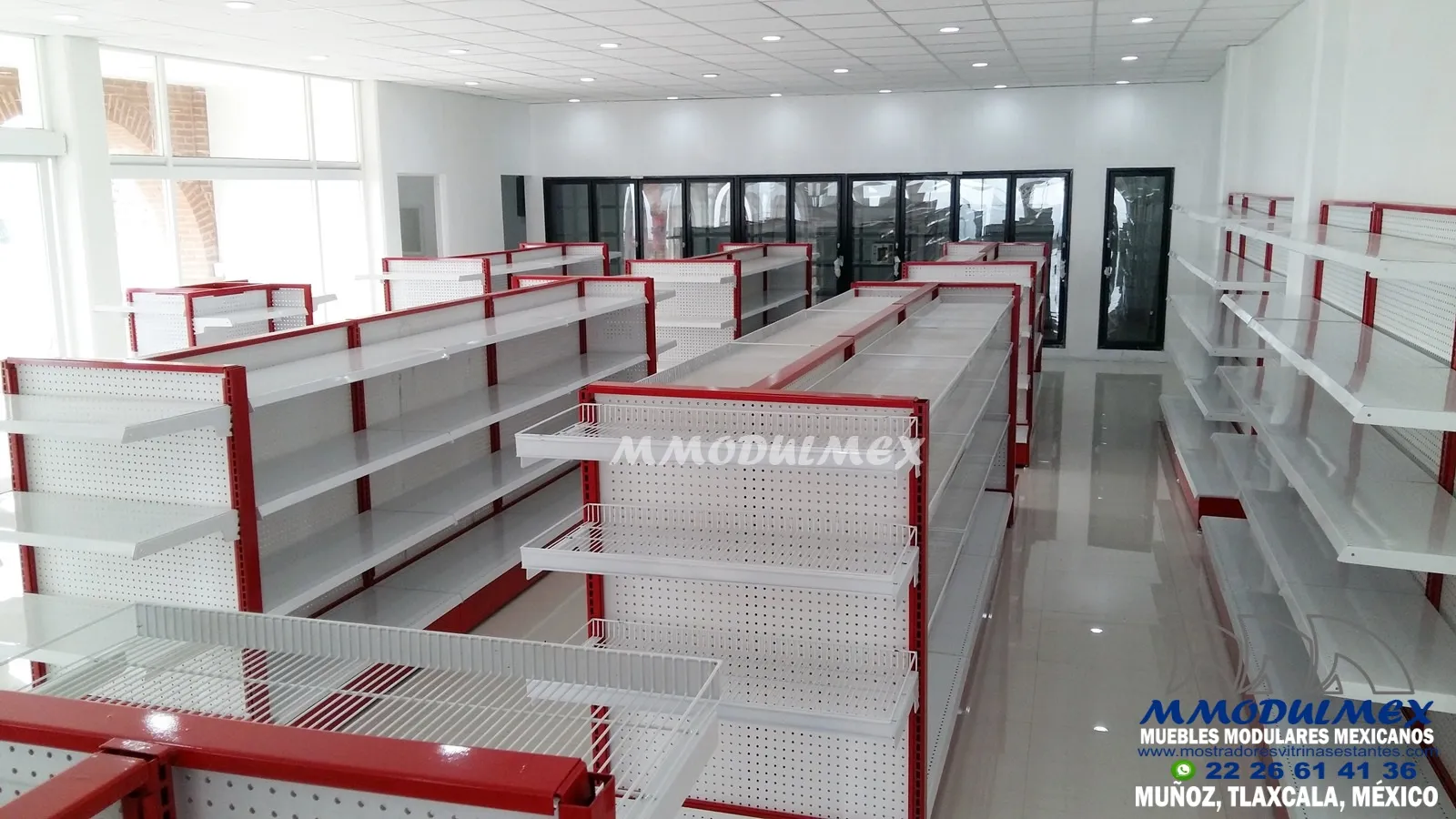 Góndolas metálicas para tienda